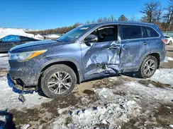 5TDJKRFHXGS332521 2016 TOYOTA HIGHLANDER