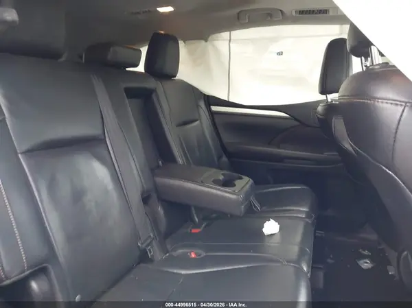 5TDJKRFHXGS349304 2016 TOYOTA HIGHLANDER - Image 8