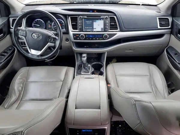 5TDJKRFHXGS350548 2016 TOYOTA HIGHLANDER - Image 8