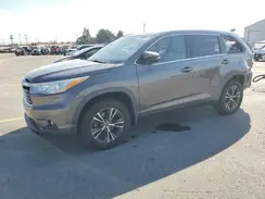 5TDJKRFHXGS352719 2016 TOYOTA HIGHLANDER
