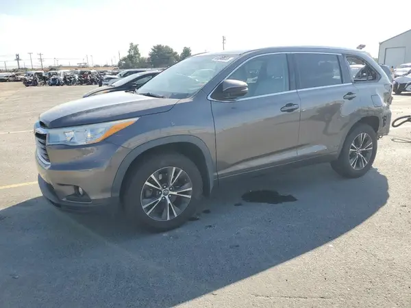 5TDJKRFHXGS352719 2016 TOYOTA HIGHLANDER - Image 1