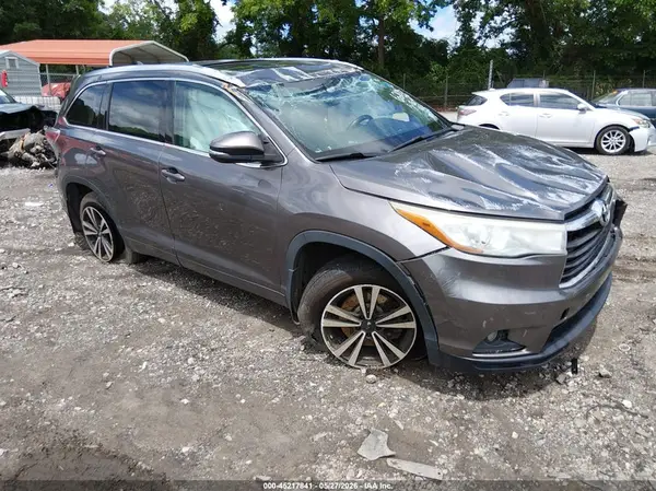 5TDJKRFHXGS356205 2016 TOYOTA HIGHLANDER - Image 1
