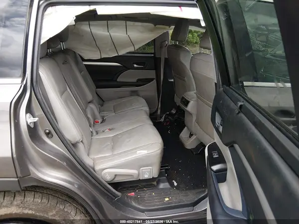 5TDJKRFHXGS356205 2016 TOYOTA HIGHLANDER - Image 8