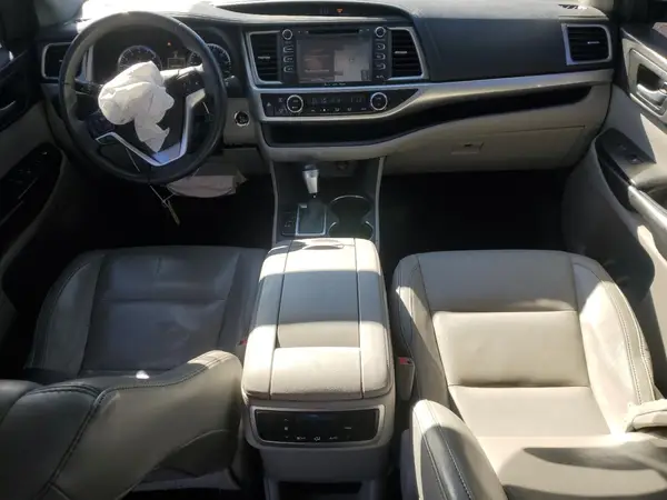 5TDJKRFHXGS503087 2016 TOYOTA HIGHLANDER - Image 8