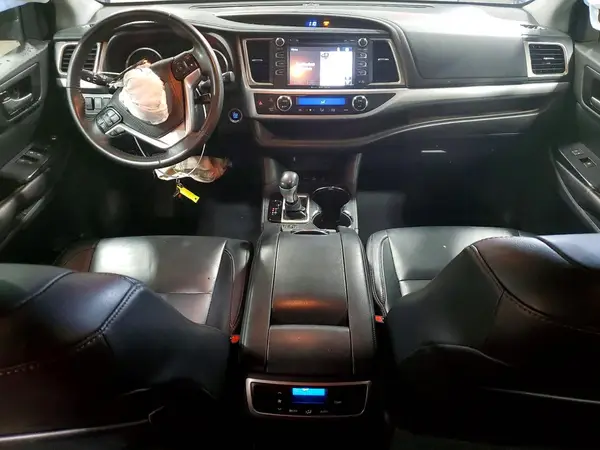 5TDJKRFHXGS506510 2016 TOYOTA HIGHLANDER - Image 8