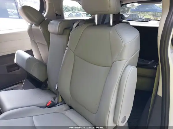 5TDJRKEC0MS016338 2021 TOYOTA SIENNA - Image 8