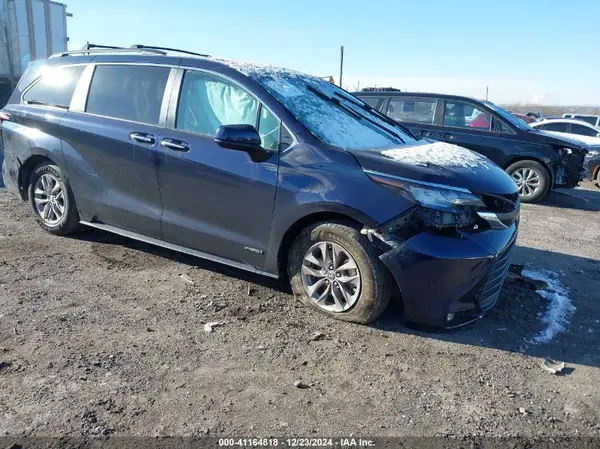 5TDJRKEC0MS018414 2021 TOYOTA SIENNA - Image 1