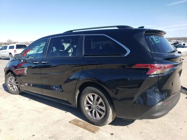 5TDJRKEC0MS028859 2021 TOYOTA SIENNA - Image 2