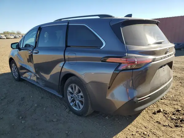 5TDJRKEC0MS063045 2021 TOYOTA SIENNA - Image 2