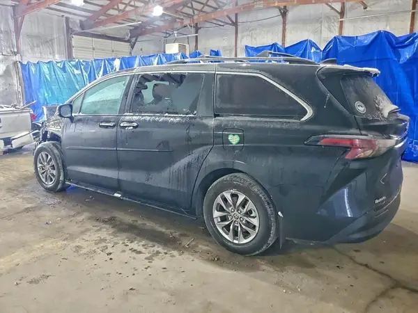 5TDJRKEC0PS162355 2023 TOYOTA SIENNA - Image 2
