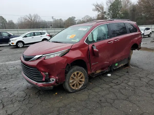 5TDJRKEC0PS178037 2023 TOYOTA SIENNA - Image 1