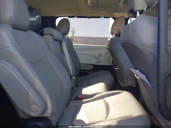 5TDJRKEC0SS237497 2025 TOYOTA SIENNA - Image 8