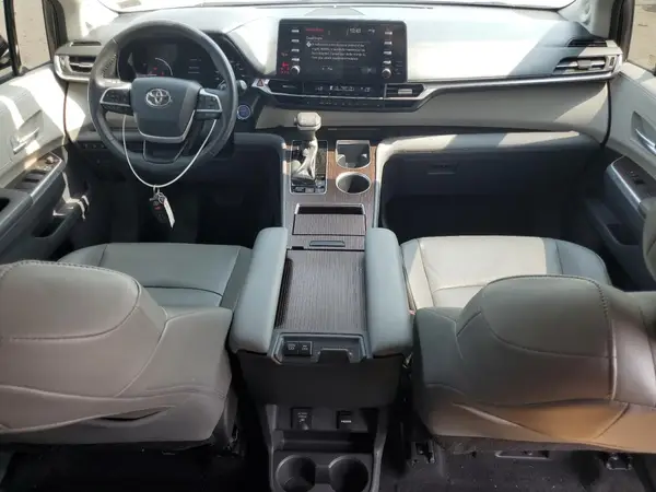 5TDJRKEC1NS076890 2022 TOYOTA SIENNA - Image 8
