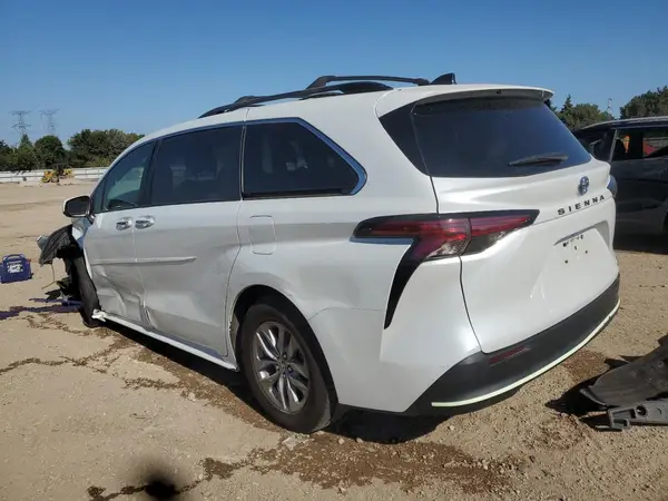 5TDJRKEC1NS096346 2022 TOYOTA SIENNA - Image 2