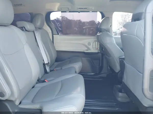5TDJRKEC1NS097755 2022 TOYOTA SIENNA - Image 8