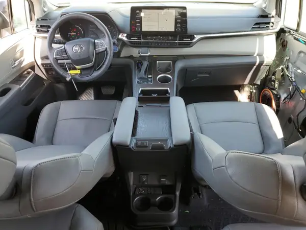 5TDJRKEC1PS166494 2023 TOYOTA SIENNA - Image 8
