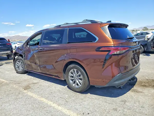 5TDJRKEC2NS090166 2022 TOYOTA SIENNA - Image 2