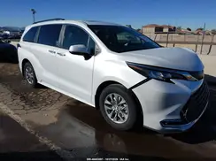 5TDJRKEC2PS164995 2023 TOYOTA SIENNA