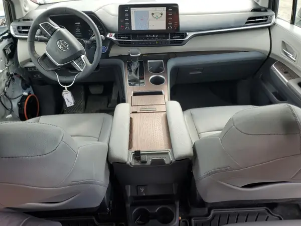 5TDJRKEC2PS174278 2023 TOYOTA SIENNA - Image 8