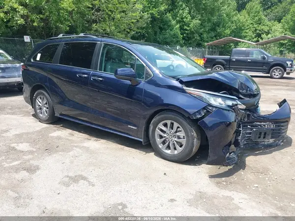5TDJRKEC3MS058146 2021 TOYOTA SIENNA - Image 1