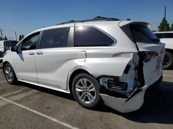 5TDJRKEC3NS106018 2022 TOYOTA SIENNA - Image 2