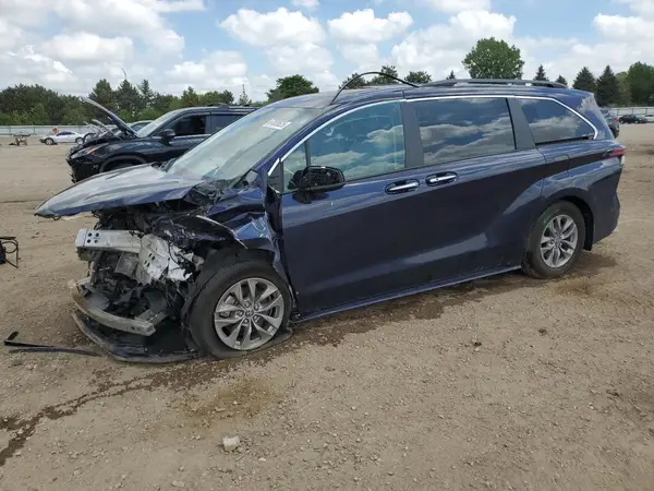 5TDJRKEC3NS128049 2022 TOYOTA SIENNA - Image 1
