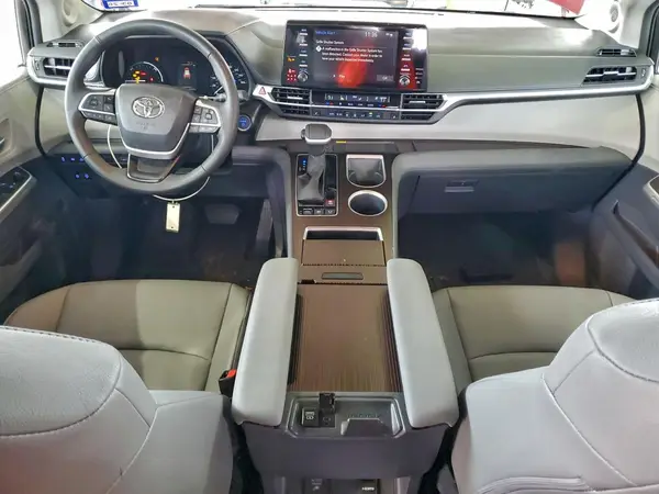 5TDJRKEC3PS151043 2023 TOYOTA SIENNA - Image 8
