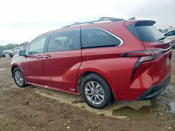 5TDJRKEC3PS167727 2023 TOYOTA SIENNA - Image 2