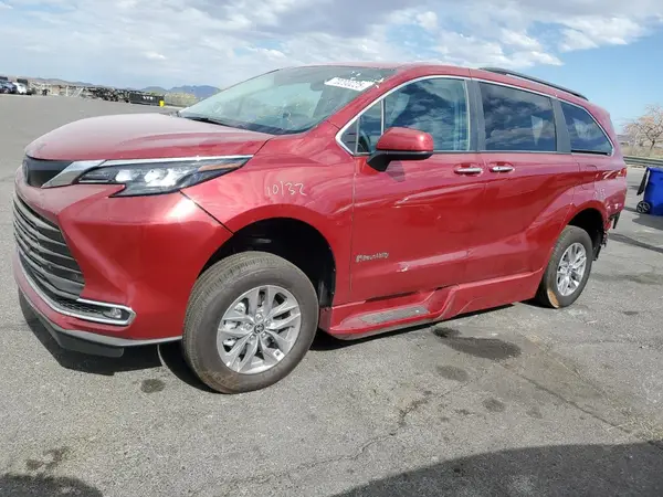 5TDJRKEC3RS221417 2024 TOYOTA SIENNA - Image 1