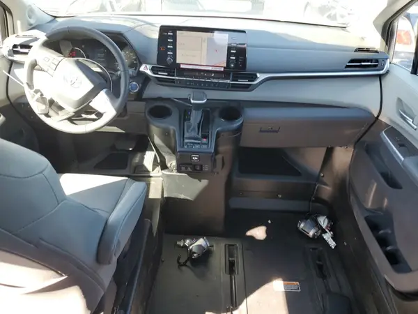 5TDJRKEC3RS221417 2024 TOYOTA SIENNA - Image 8