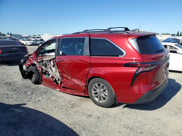5TDJRKEC3SS228681 2025 TOYOTA SIENNA - Image 2