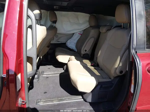 5TDJRKEC4MS020683 2021 TOYOTA SIENNA - Image 8