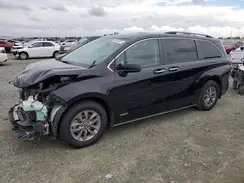 5TDJRKEC4MS054171 2021 TOYOTA SIENNA