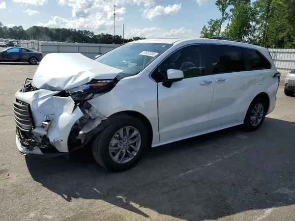 5TDJRKEC4NS088614 2022 TOYOTA SIENNA - Image 1