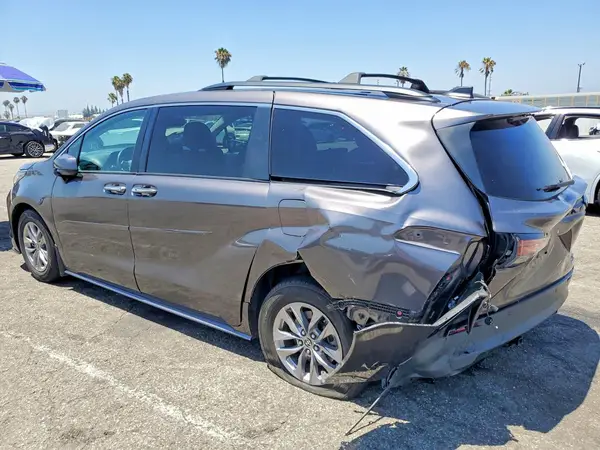 5TDJRKEC4NS088855 2022 TOYOTA SIENNA - Image 2
