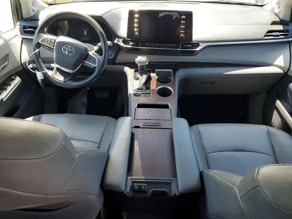 5TDJRKEC4NS088855 2022 TOYOTA SIENNA - Image 8