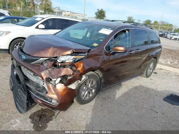 5TDJRKEC4NS094526 2022 TOYOTA SIENNA - Image 2