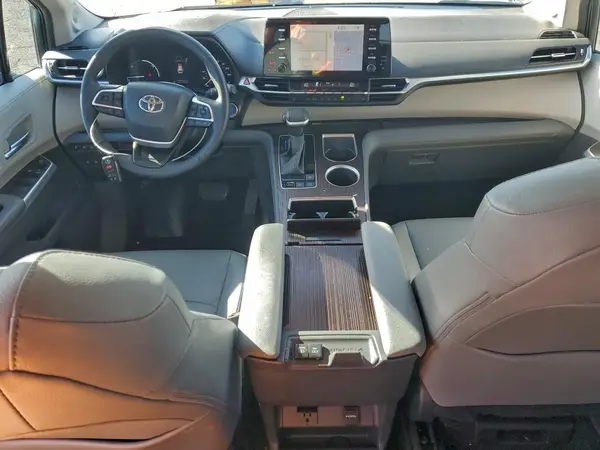 5TDJRKEC4PS148166 2023 TOYOTA SIENNA - Image 8