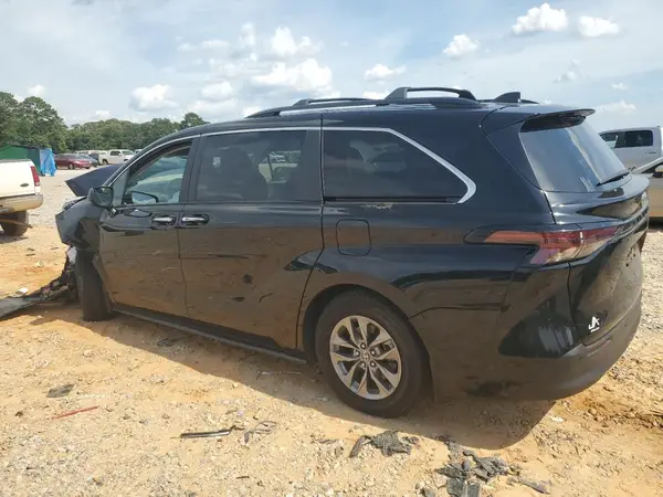 5TDJRKEC4RS185981 2024 TOYOTA SIENNA - Image 2