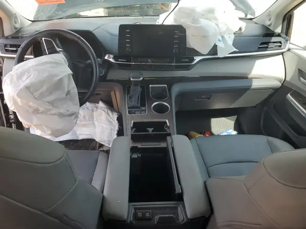 5TDJRKEC4RS185981 2024 TOYOTA SIENNA - Image 8