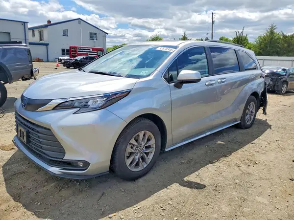5TDJRKEC4SS261320 2025 TOYOTA SIENNA - Image 1