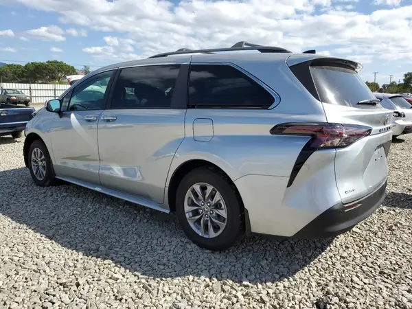 5TDJRKEC4SS270020 2025 TOYOTA SIENNA - Image 2