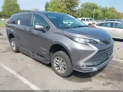 5TDJRKEC5MS063932 2021 TOYOTA SIENNA