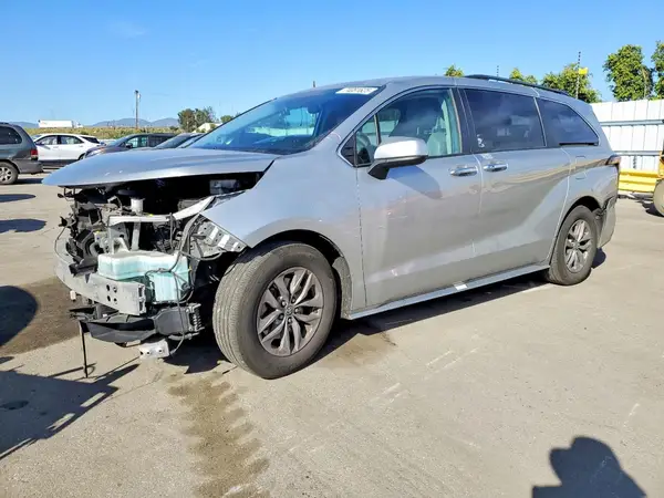 5TDJRKEC5NS114542 2022 TOYOTA SIENNA - Image 1