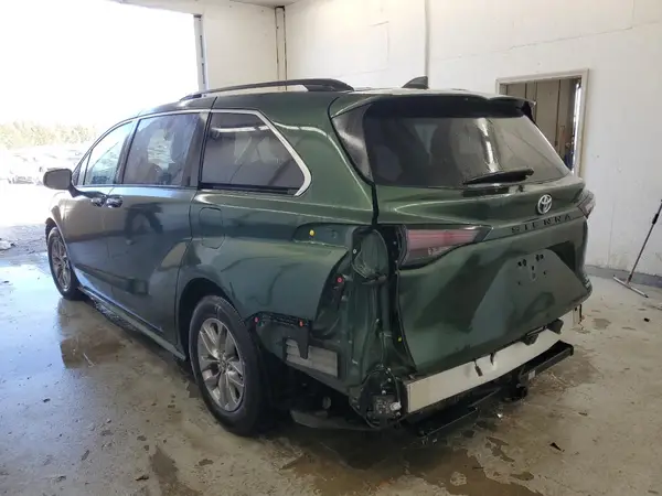 5TDJRKEC5PS148340 2023 TOYOTA SIENNA - Image 2