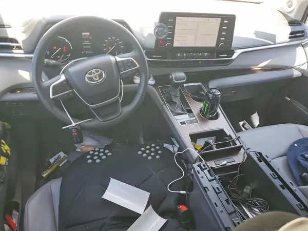 5TDJRKEC5PS153201 2023 TOYOTA SIENNA - Image 8