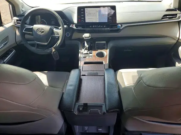 5TDJRKEC5PS175490 2023 TOYOTA SIENNA - Image 8