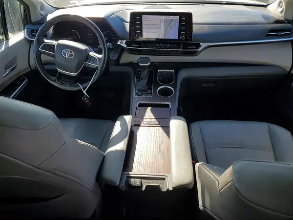 5TDJRKEC6MS056813 2021 TOYOTA SIENNA - Image 8