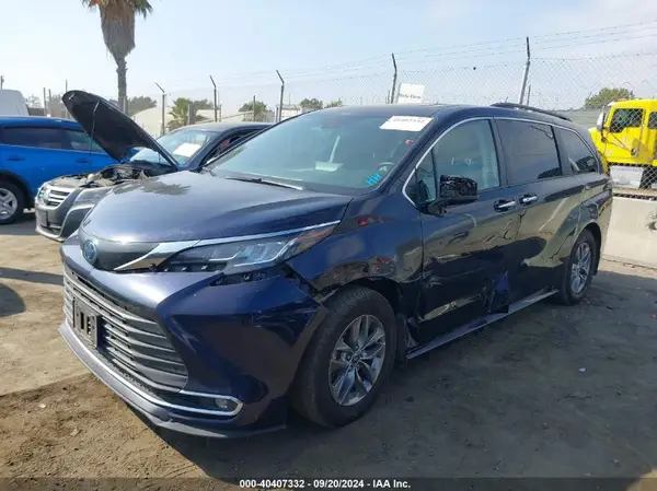 5TDJRKEC6NS097525 2022 TOYOTA SIENNA - Image 2