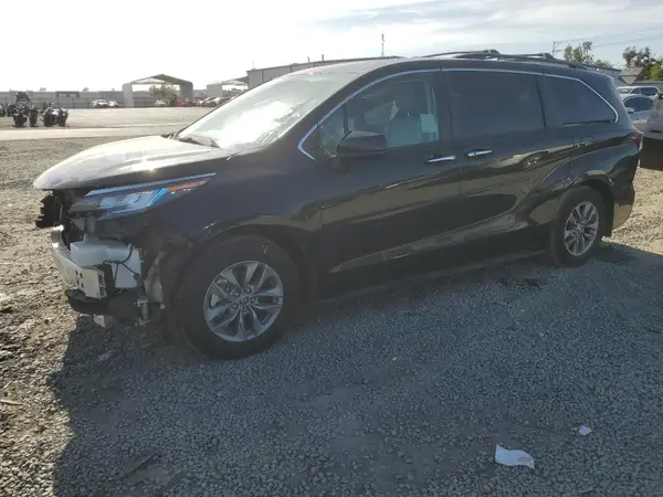 5TDJRKEC6NS108037 2022 TOYOTA SIENNA - Image 1